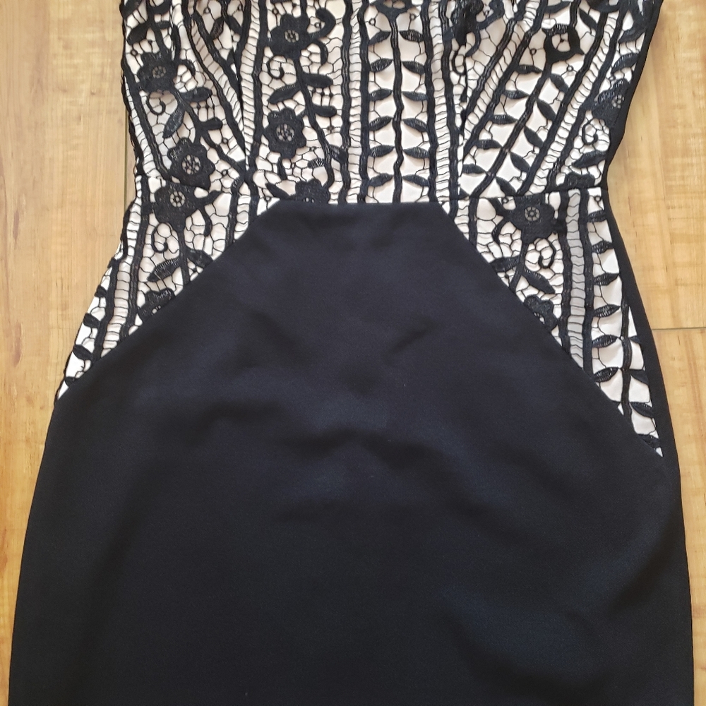 Jax black lace dress - Picture 10 of 15